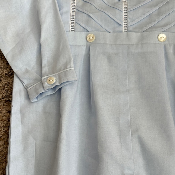 English Classic Baby Light Blue Baby One-Piece with Matching Hat - Picture 4 of 6